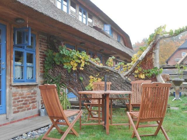 Alte Schule Ludwigsburg Apartment Loissin Екстериор снимка